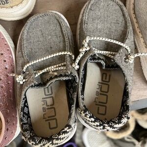 Grey size 6 hey dudes